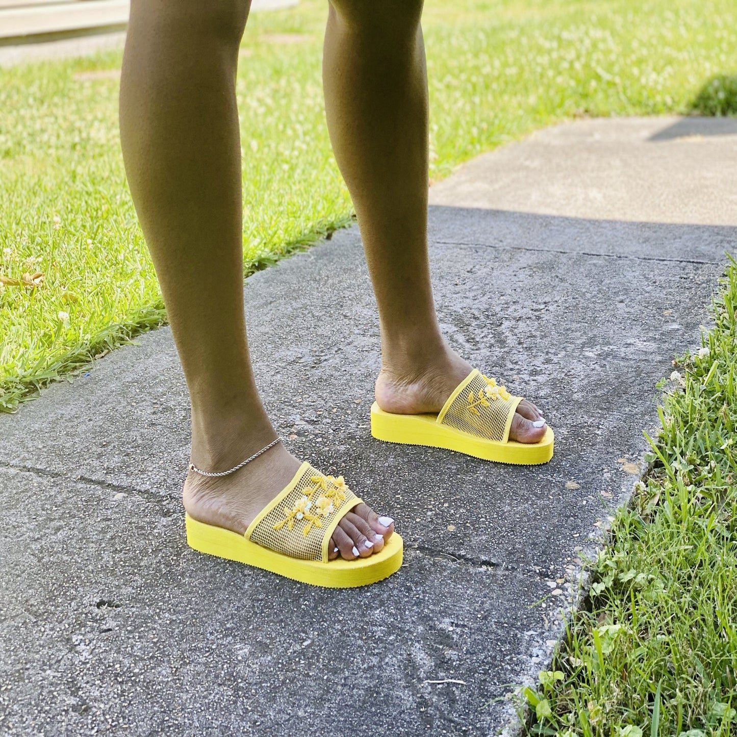 Mesh Slippers